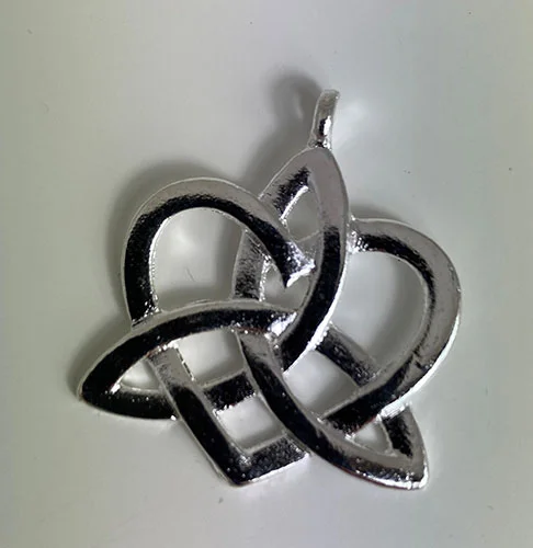 unspecified — Pendant heart