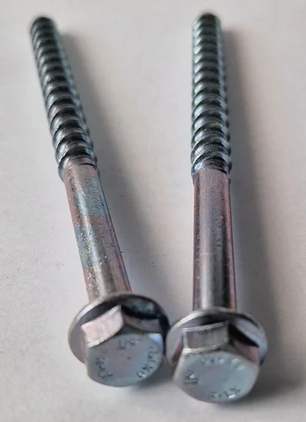 Rawlplug — Concrete screw