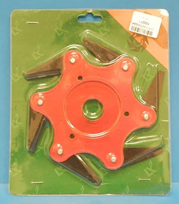 LY (csomagoláson) — Flail-type cutting attachments with 6 knifes