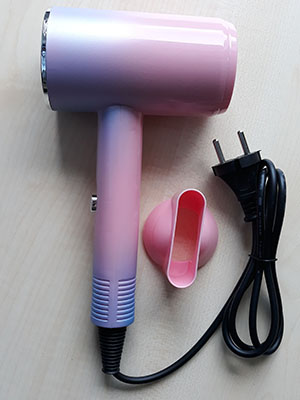 Hair dryer