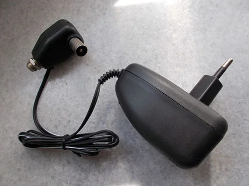 BLOW — Power supply