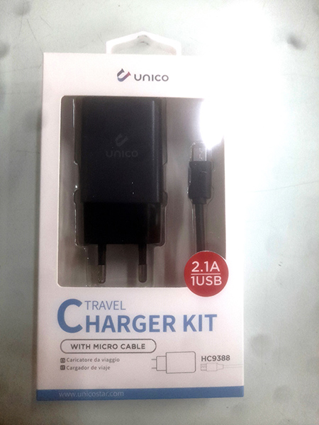 UNICO — TRAVEL CHARGER KIT (Carregador de viagem)