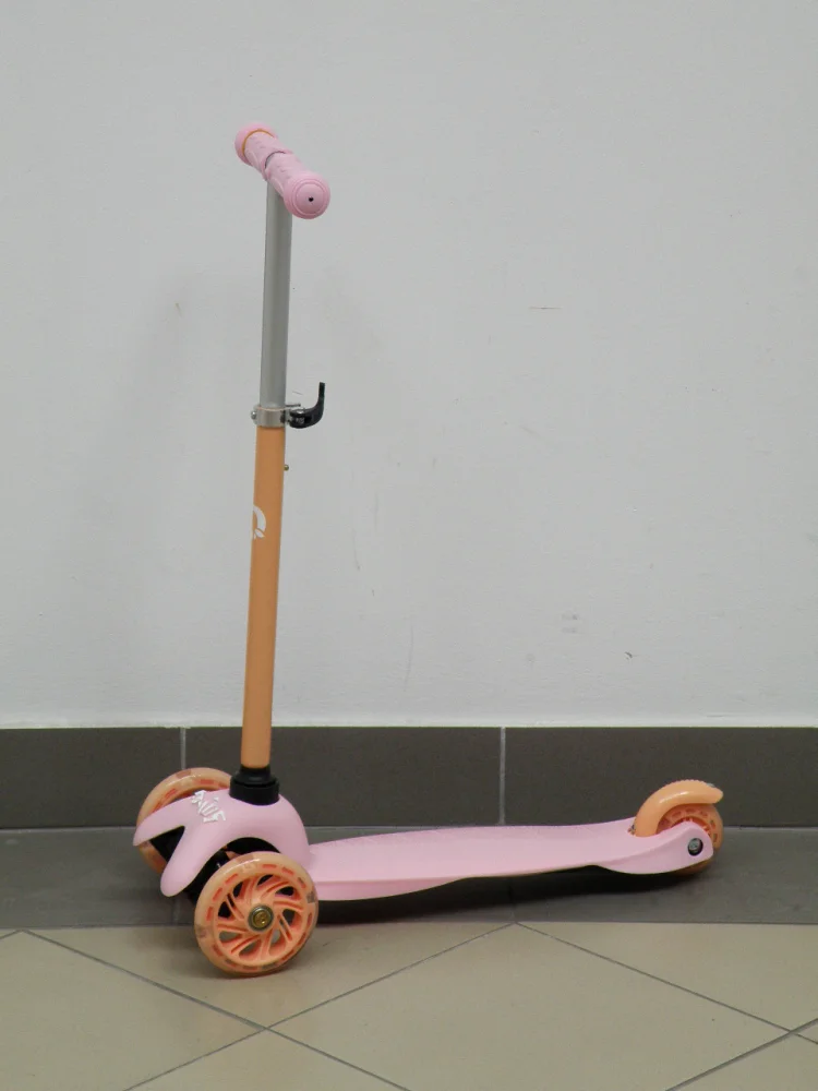 QKIDS — HULAJNOGA / KICK SCOOTER / ROLLER