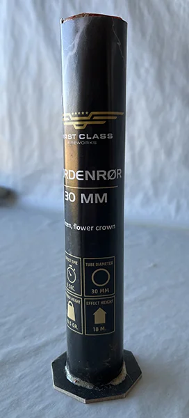 First class fireworks — Tordenrør