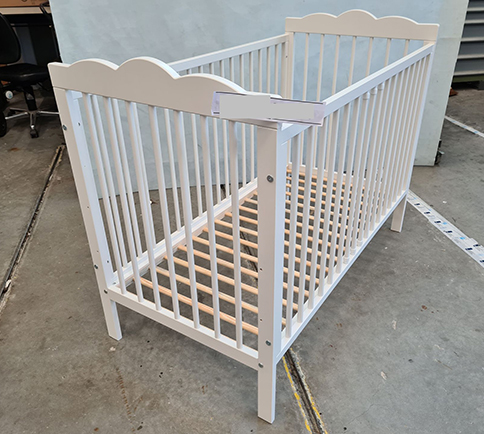 Klups — Childrens Cot