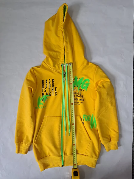MG — Children's sports outfit