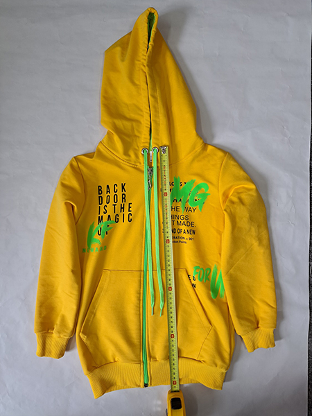 MG — Children's sports outfit