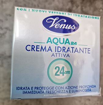 Venus — Aqua24 - Crema idratante attiva