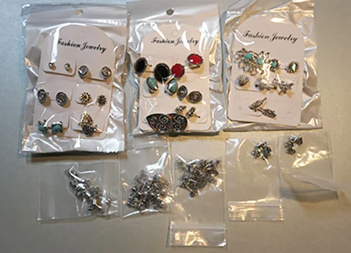 LOLIAS — Earrings