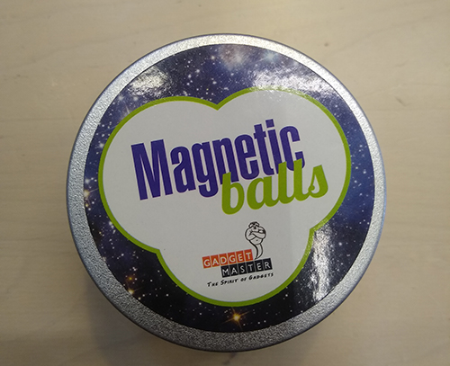 GADGET MASTER — Magnetic balls
