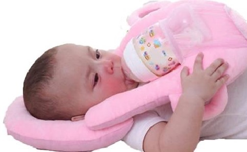 Self-feeding aid for babies
