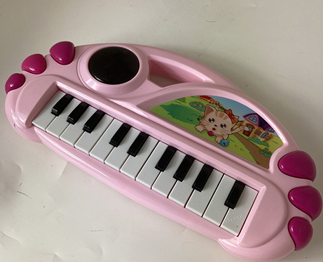 Babylek piano