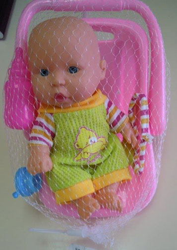 Ousdy — Plastic doll with accessories