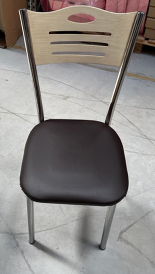 Praktik — Pearl chair