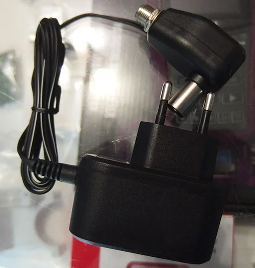 LAMEX — Zasilacz antenowy elektroniczny z gniazdem F