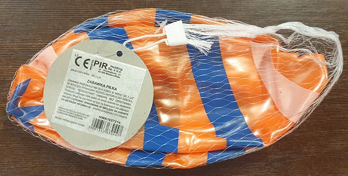 Zabawka pilka / Sport toys