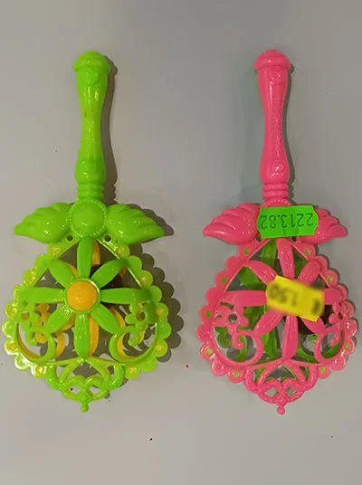 Rattle toy