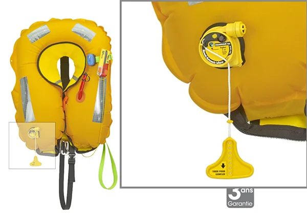 Accastillage diffusion by plastimo, Plastimo — Gilets de sauvetage équipés de l'ensemble déclencheur hydrostatique Hammar MA1 et cylindre CO2 ISI