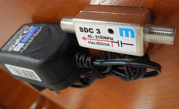 Mezon — Power supply