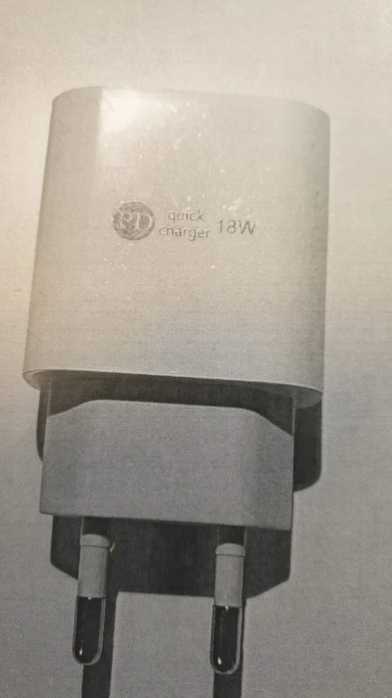 Quick Charger 18W PD — USB charger