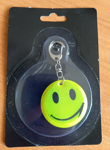 Reflective hanger