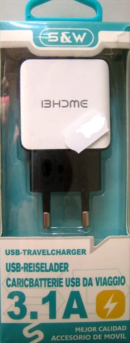 S&W — USB Travel charger