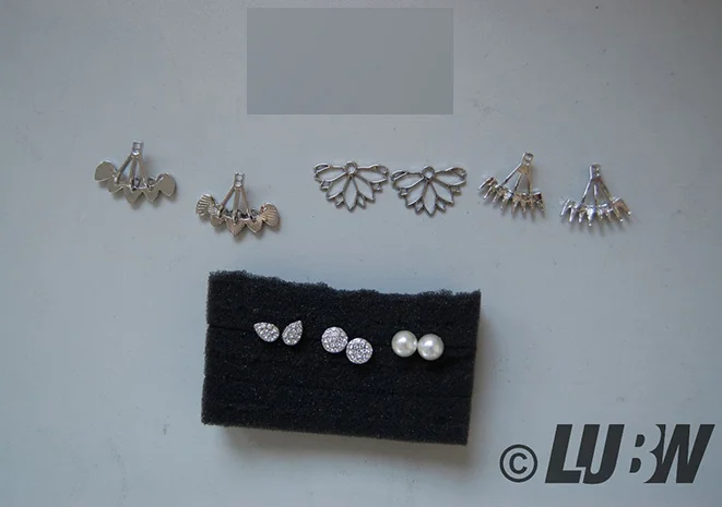 Juland — Juland 4 Paare Hohle Lotusblume Ohrringe Zurück Manschetten Jacke Ohrringe Crystal Simple Chic