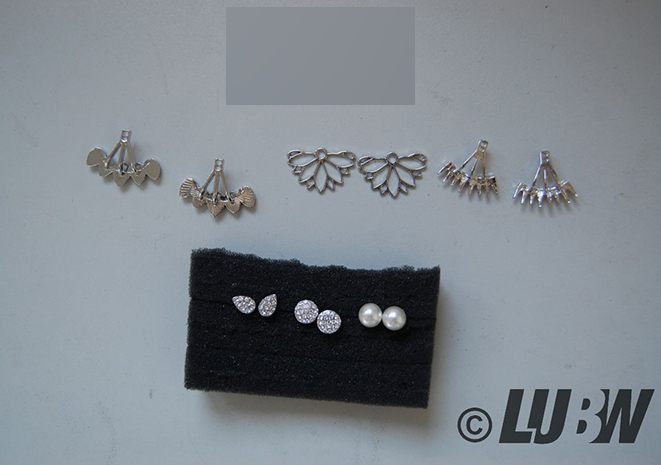 Juland — Juland 4 Paare Hohle Lotusblume Ohrringe Zurück Manschetten Jacke Ohrringe Crystal Simple Chic