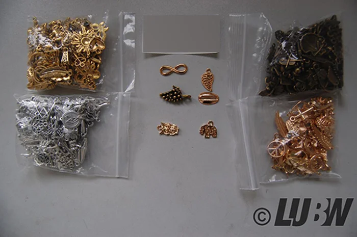 Flymind — 350 Stück gemischte Charms-Anhänger