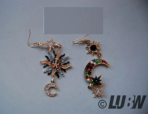 Happyyami — Happyyyami 1 Paar Ohrringe mit Mond und Sonne, Perlenohrringe mit Strass, Asymmetrische Ohrringe, Pu