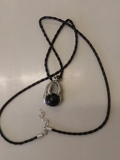 Small Dragon Claw Pendant - Black Agathe