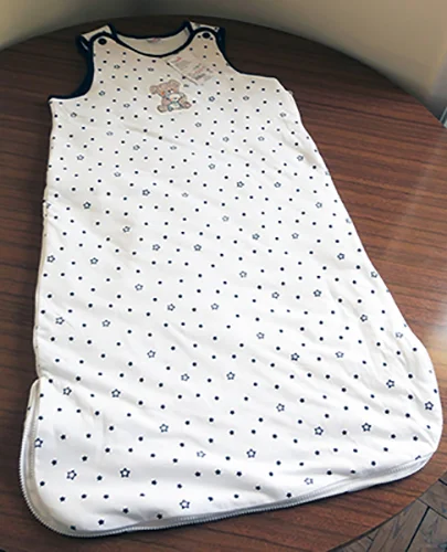 Prénatal — Child sleeping bag for use in a crib