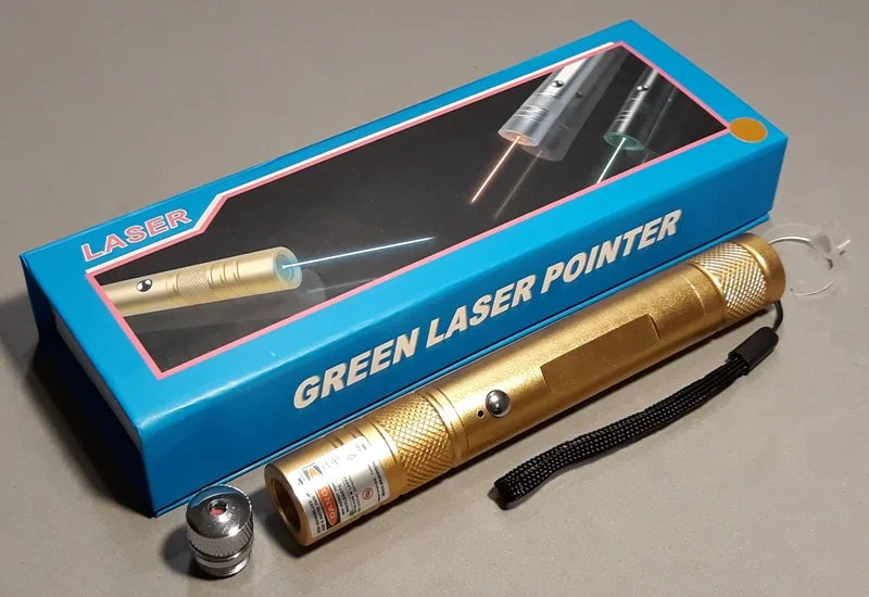 GREEN LASER POINTER