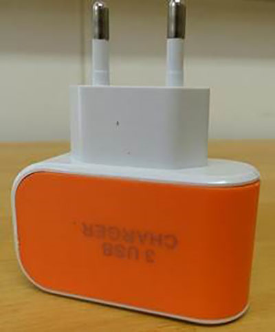 US/EU Universal Wall Charger 3USB Ports Outlet 3.1A Fast Charge AC Power Adapter With LED Light Plug