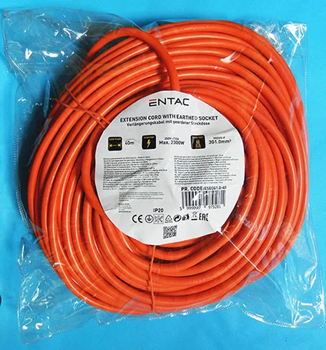 ENTAC — EXTENSION CORD WITH EARTHED SOCKET