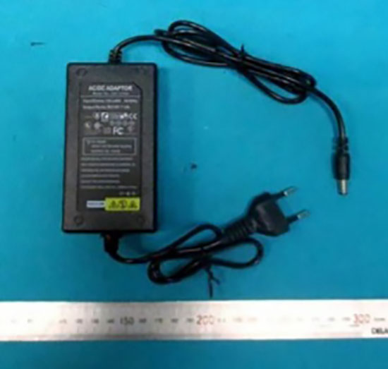 12V 5A 5.5 * 2.1mm LED Transformateur Alimentation Adaptateur UE Plug Alimentation