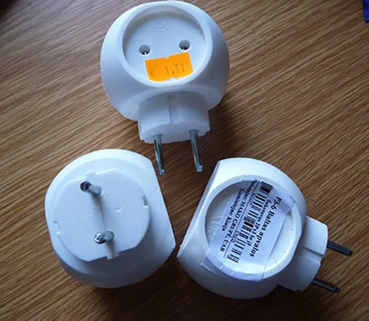 Multiplug socket