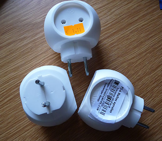 Multiplug socket