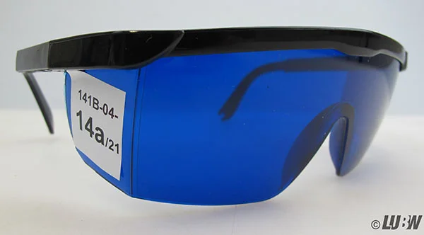 Laser safety glasses