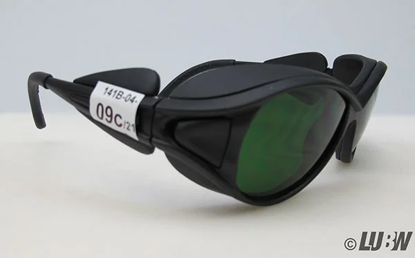 Laser safety glasses