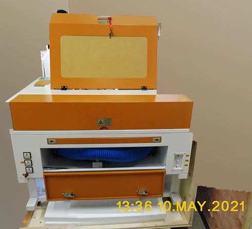 Laser engraving machine
