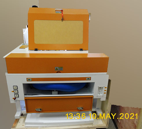 Laser engraving machine
