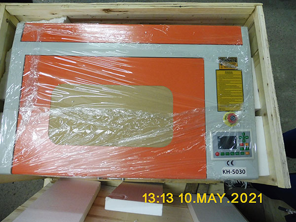 Laser engraving machine