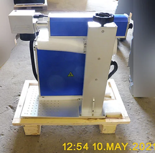 Laser engraving machine