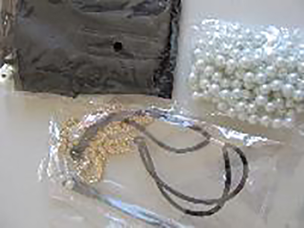 BigLion — Mode 20 Jahre Accessoires Flapper Set Stirnband Ohrringe Perlen Halskette Handschuh Zigarettenspitze