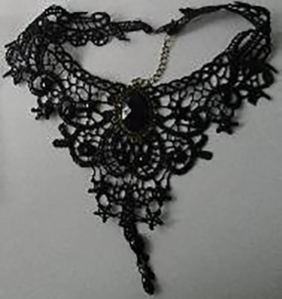 Halskette Damen Collier schwarz Gothik-Stil gehäckelt