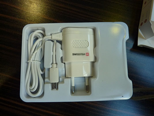 SWISSTEN — TRAVEL CHARGER