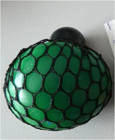 Eddy Toys — Quetschball im Netz