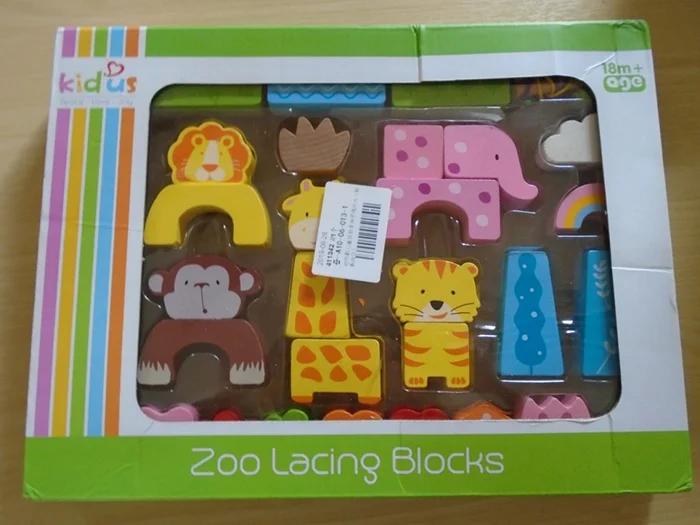 KidUs — Zoo Lacing Blocks