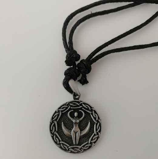 Mångudinna Halsband i tenn